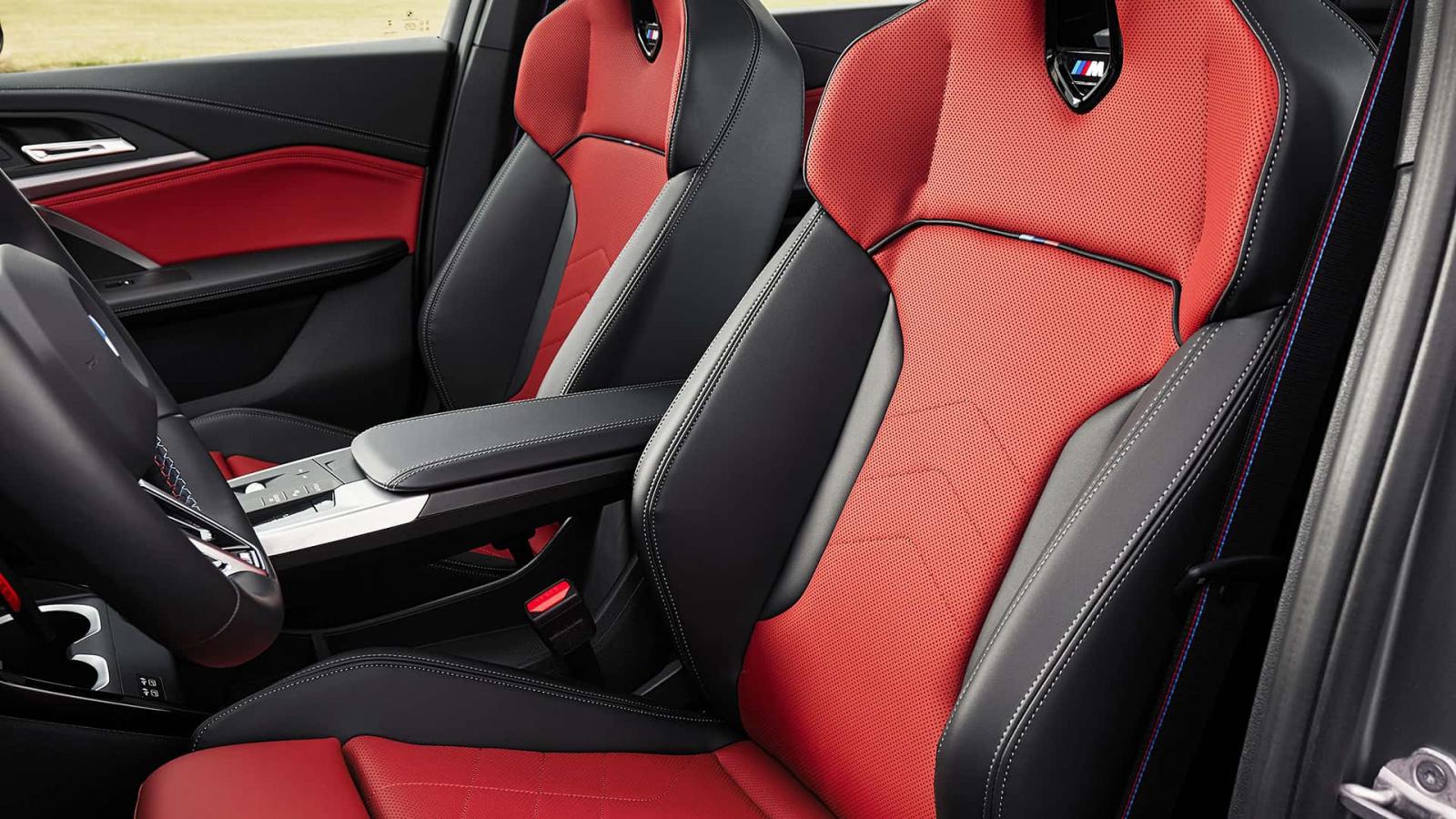 Πρεμιέρα με 300 ίππους και νέο infotainment για την BMW X1 M35i xDrive